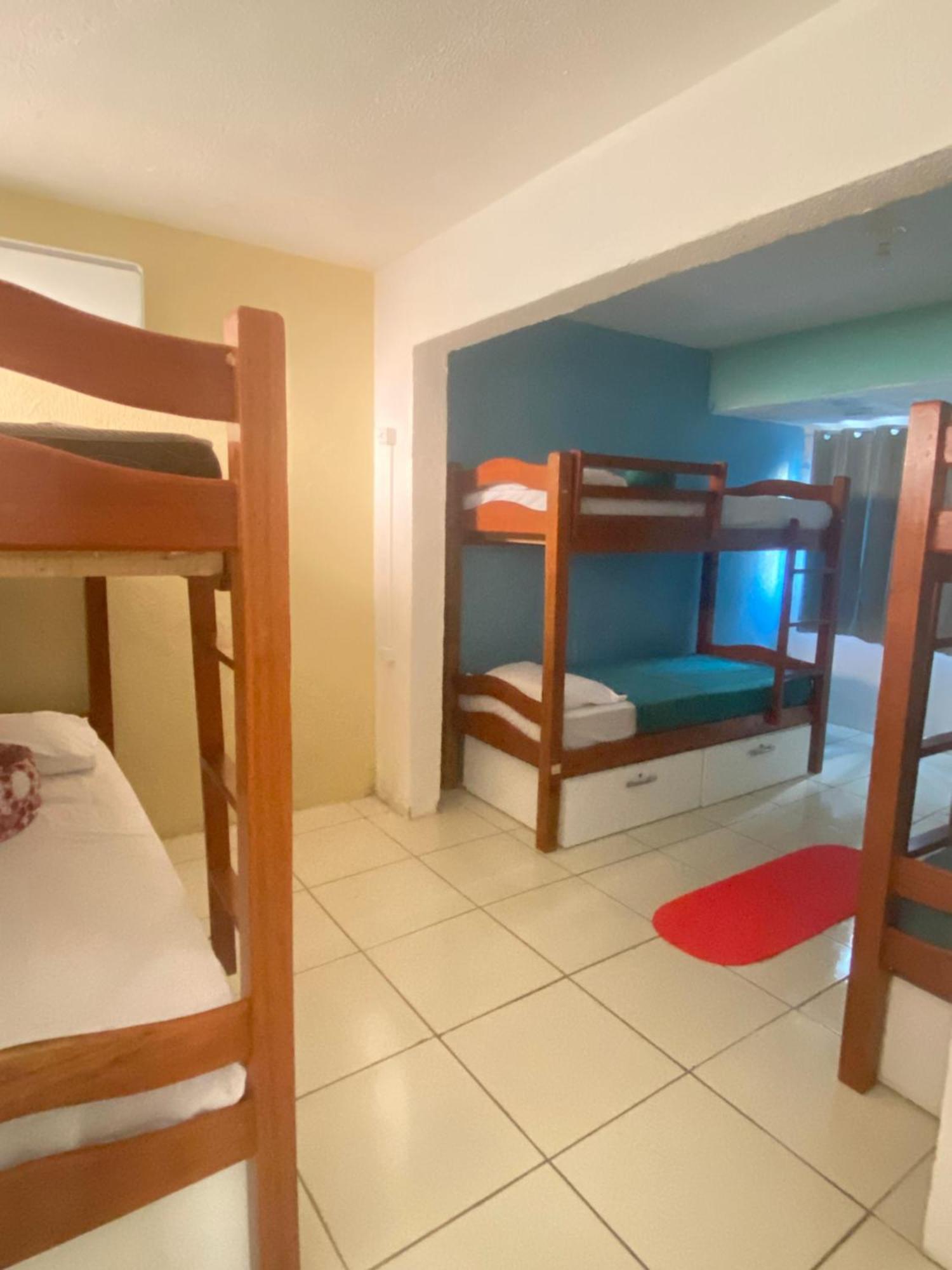 Apraiana E Homestay *